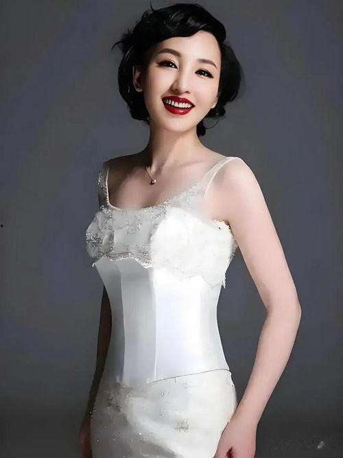 国产丝袜诱惑,国产时尚潮流的别样演绎 第2张 国产丝袜诱惑,国产时尚潮流的别样演绎 第2张